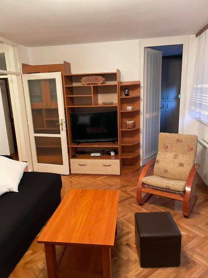 Lolly Apartment Karlovac Ngoại thất bức ảnh