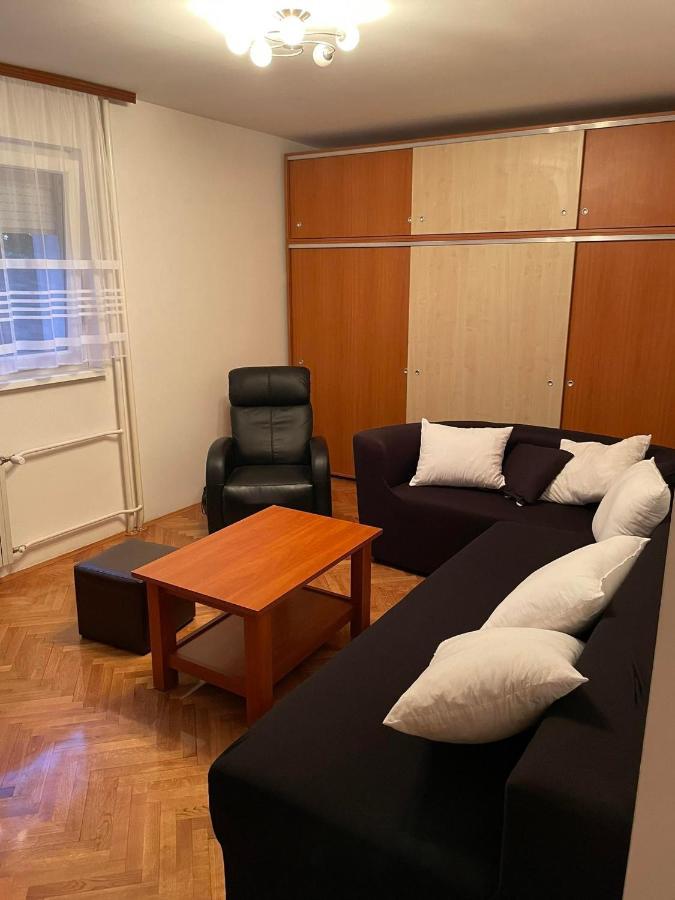 Lolly Apartment Karlovac Ngoại thất bức ảnh